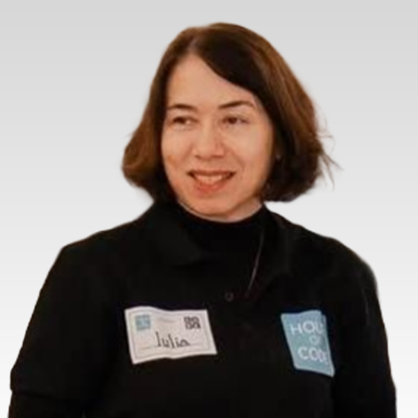 Băț Iulia